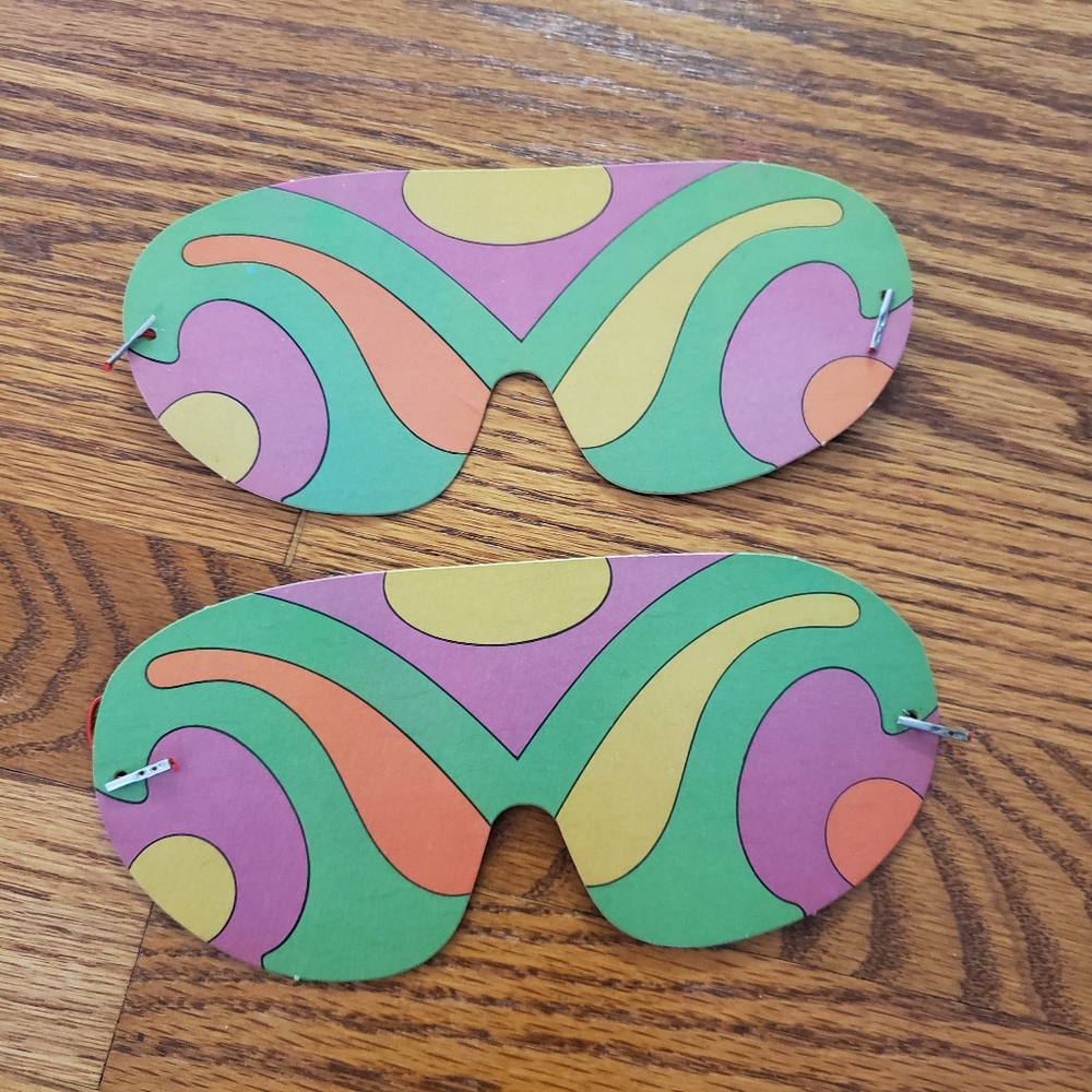 Vintage Milton Bradley Beat The Clock Game Blindfolds